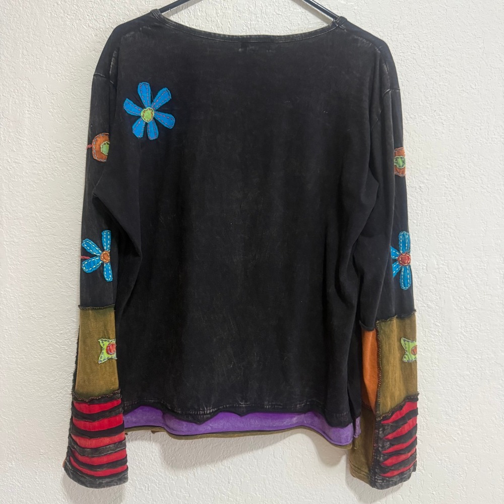 Rising International Boho Patchwork Razor Cut Flo… - image 8